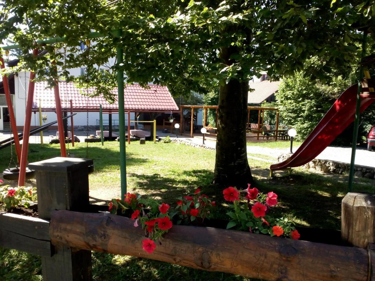 Guesthouse Arnika Fuzine Exterior photo